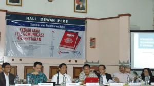 Dari Kiri-Kanan : Bp Riant N, Mahfusz Siddiq, Bp.Rudiantara, Bp Moderator, Bp.Amir Effedi Siregar, Bp Bayu N dan Ibu Rahayu